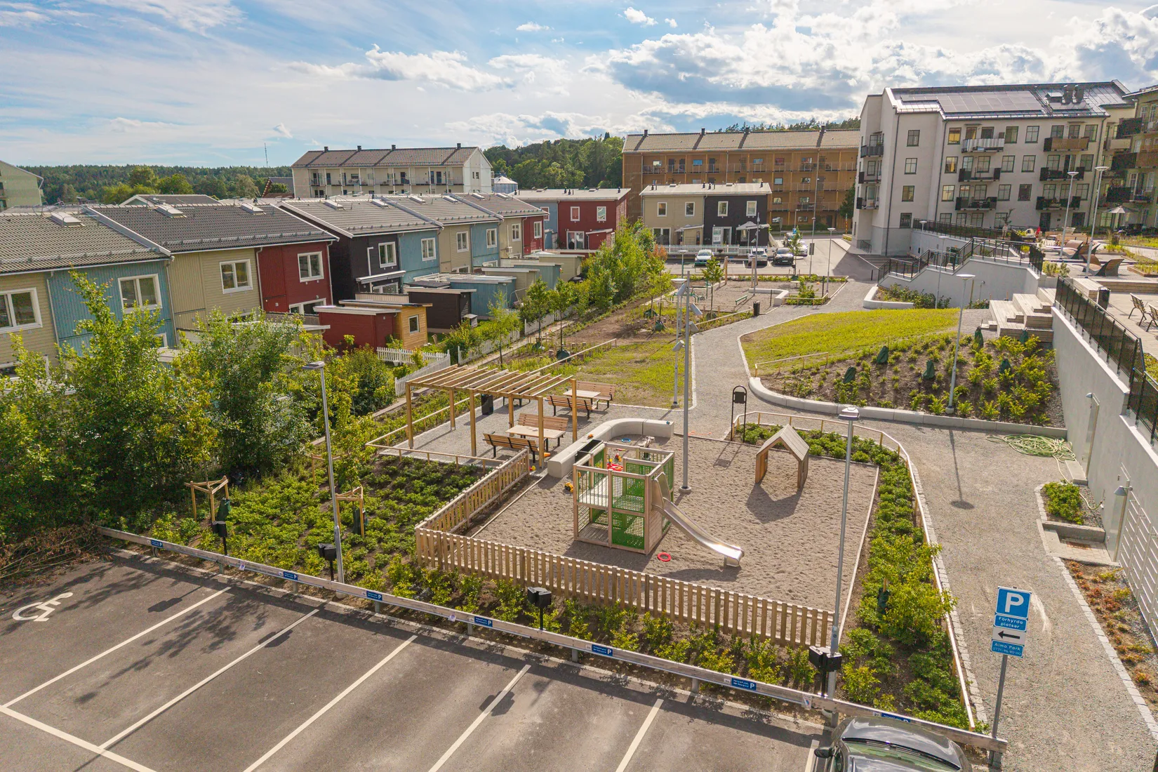 Radhus, Timotejgatan 40, Eds Allé, Upplands Väsby