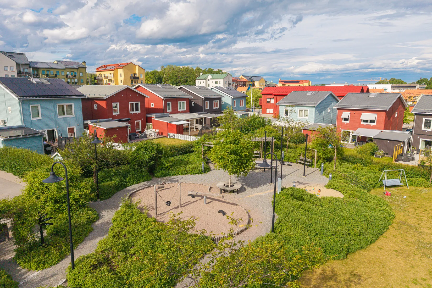 Radhus, Timotejgatan 40, Eds Allé, Upplands Väsby