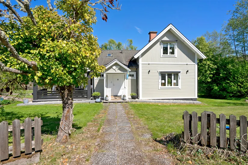 Villa, Stationsvägen 3, Småland, Mönsterås