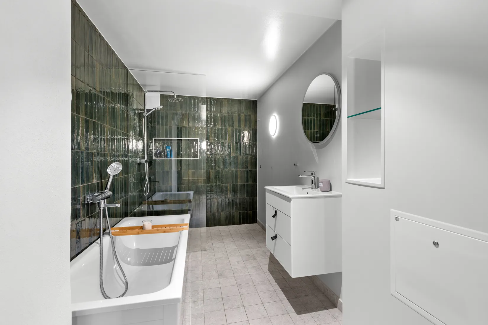 Villa, Slåttervägen 84, Centrum/Fårdala, Tyresö