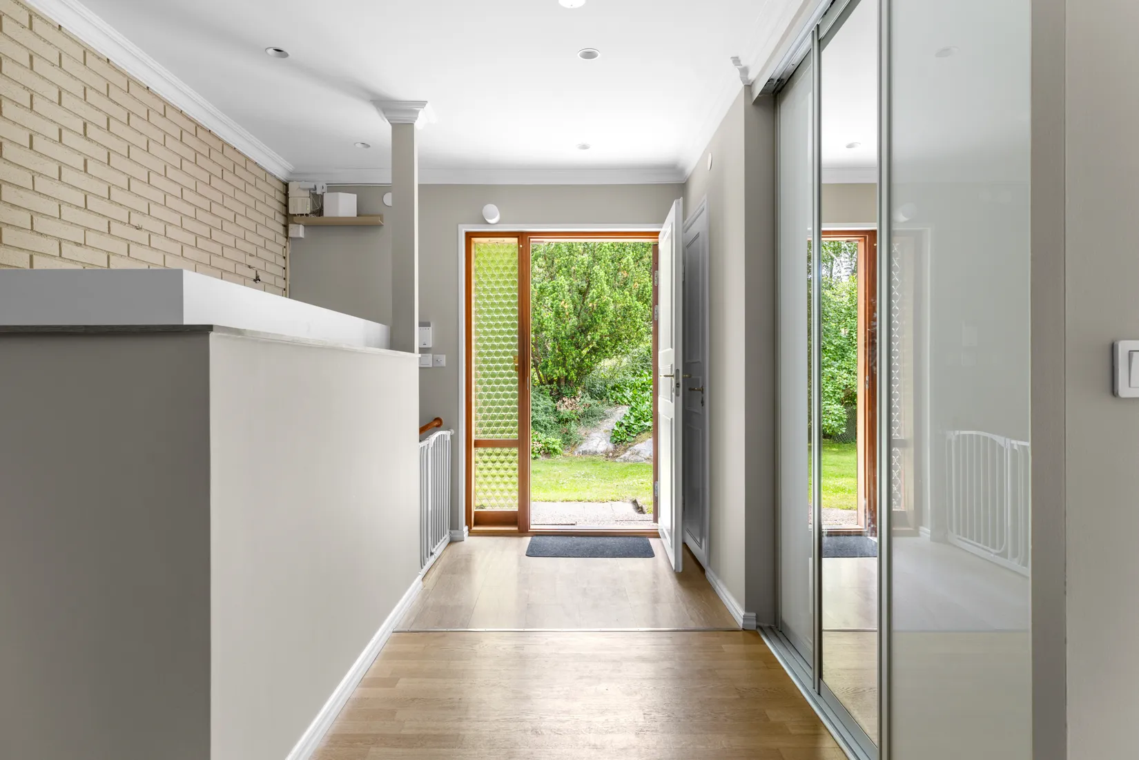 Villa, Slåttervägen 84, Centrum/Fårdala, Tyresö