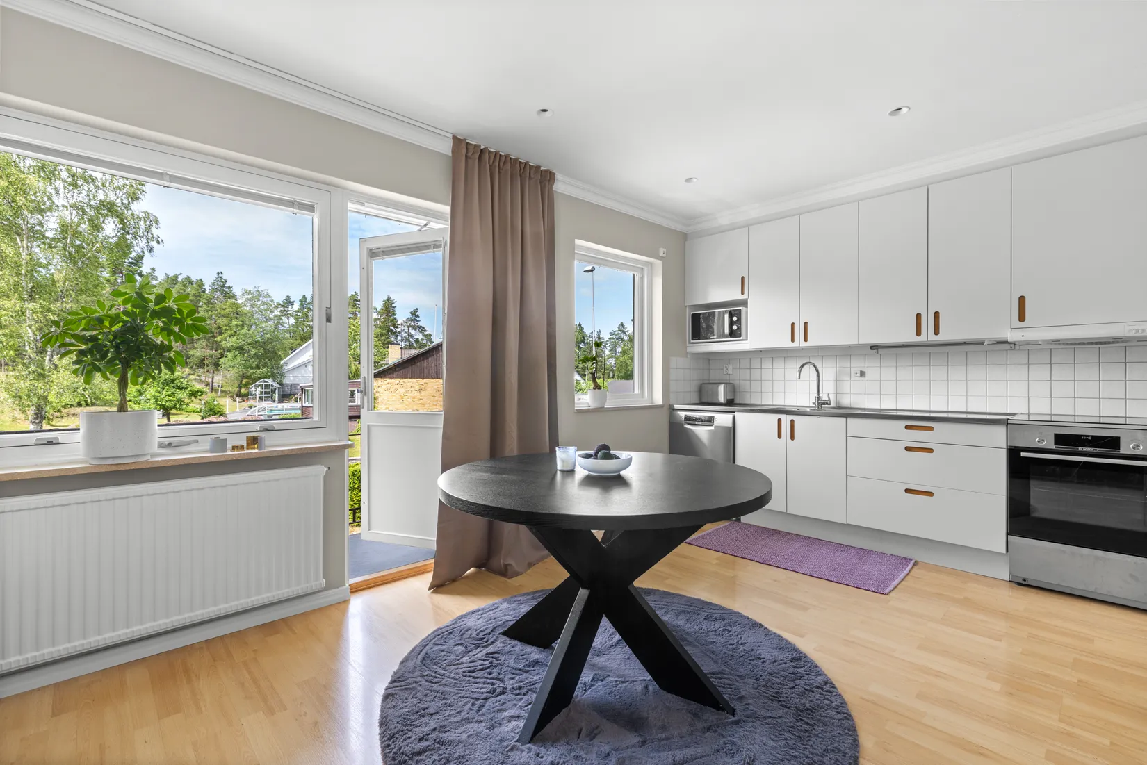Villa, Slåttervägen 84, Centrum/Fårdala, Tyresö