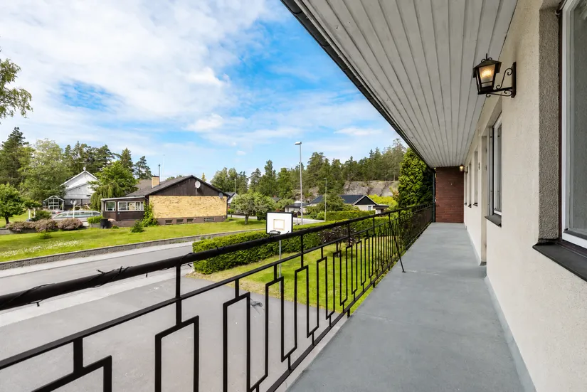 Villa, Slåttervägen 84, Centrum/Fårdala, Tyresö