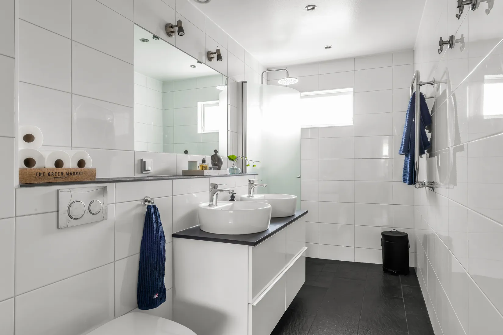 Villa, Adolf Lemons väg 76, Täby Kyrkby, Täby
