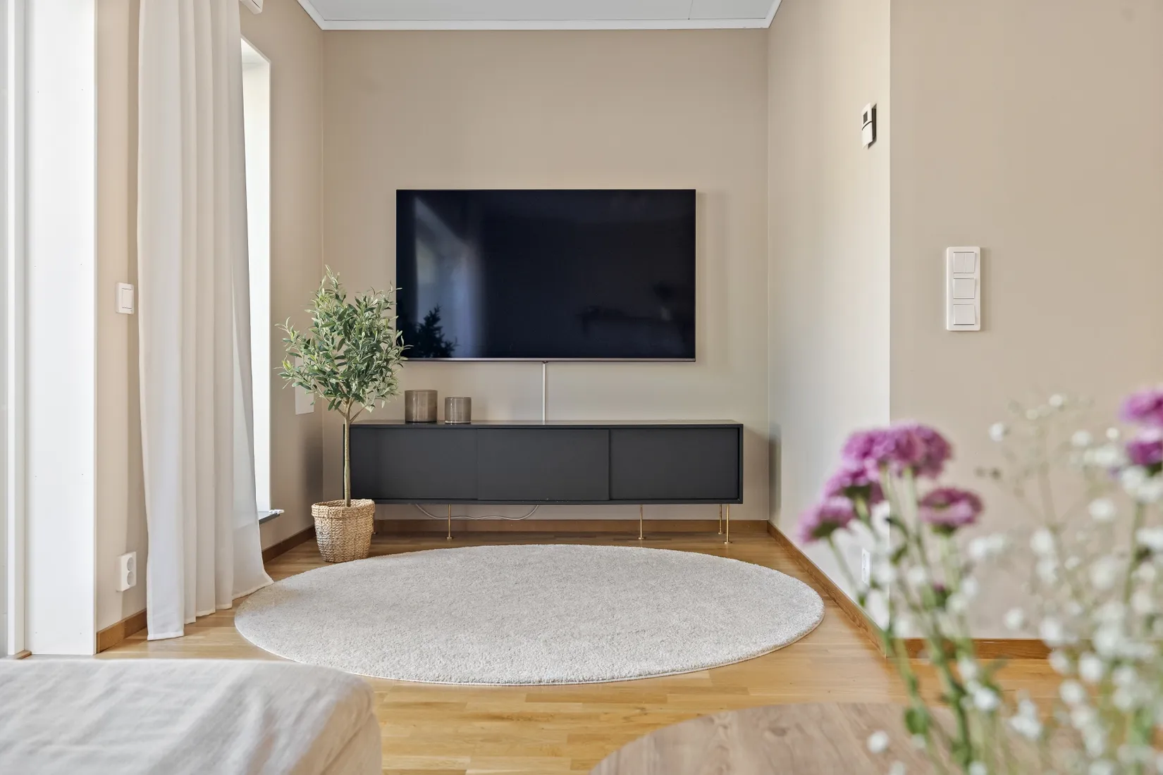 Bostadsrätt, Radhus, Pennygränd 11, Täljöviken, Österåker