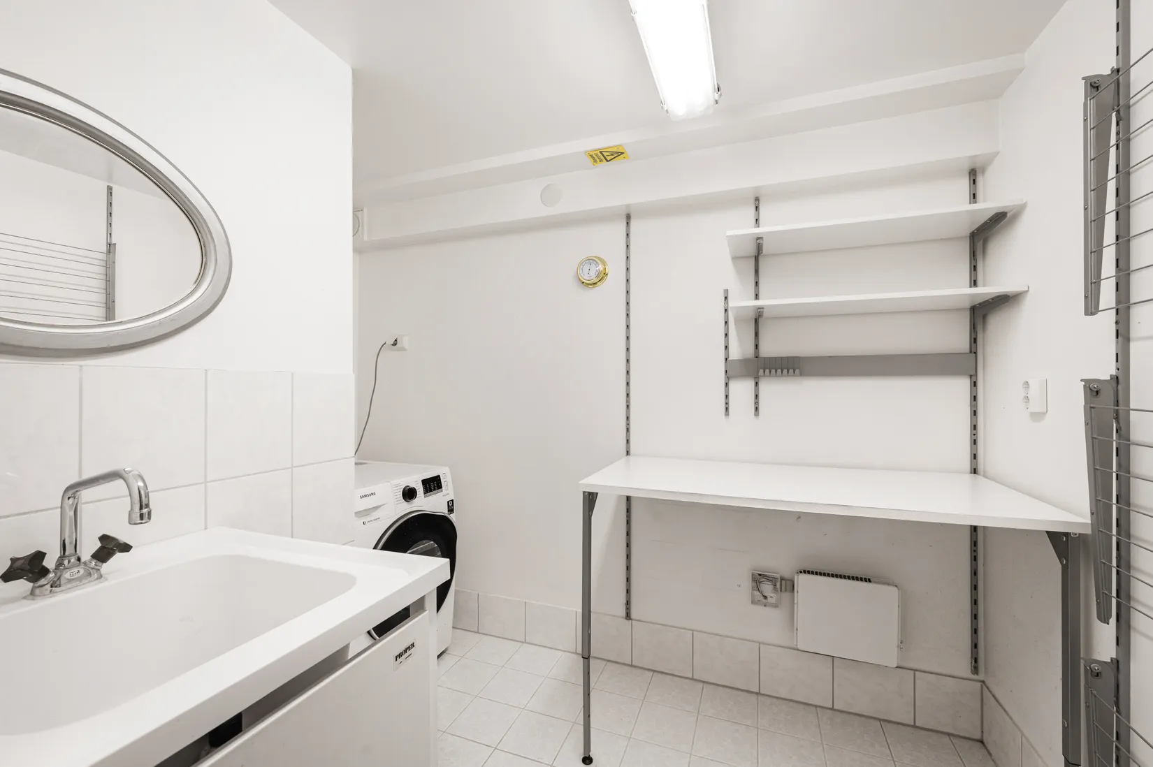 Villa, Radhus, Blåvidegränd 56, Vällingby - Vinsta, Stockholm
