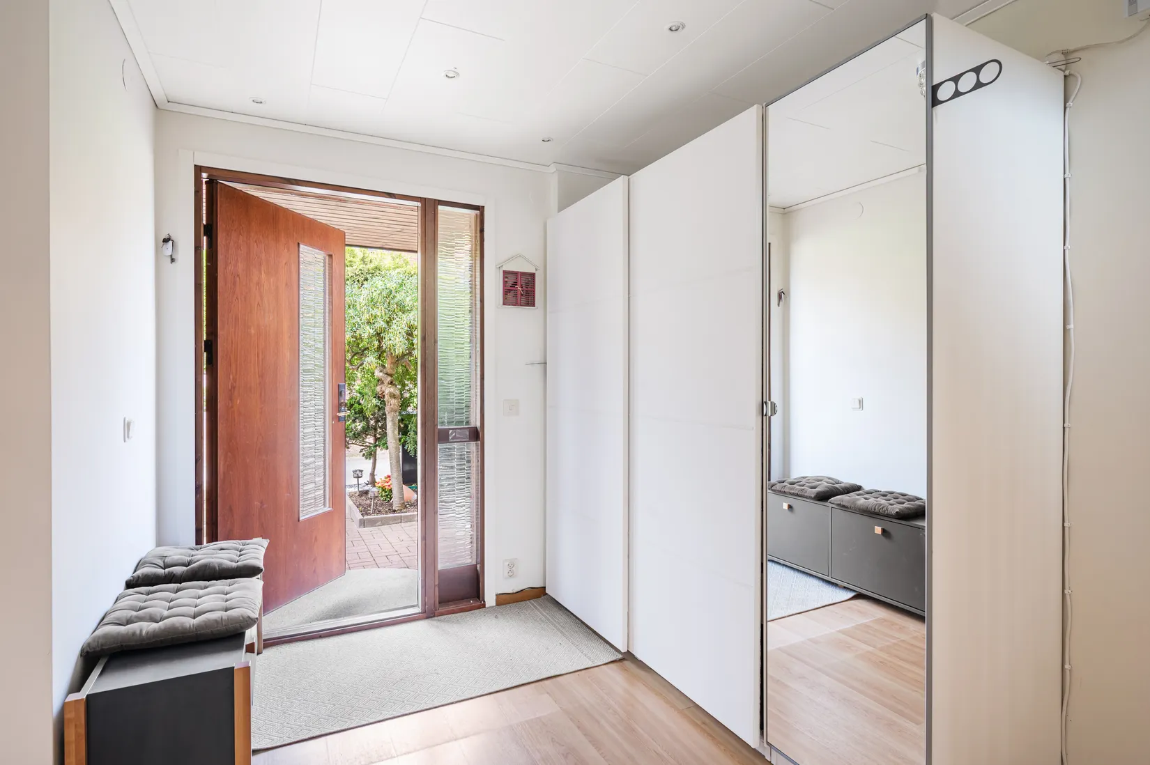 Villa, Radhus, Blåvidegränd 56, Vällingby - Vinsta, Stockholm