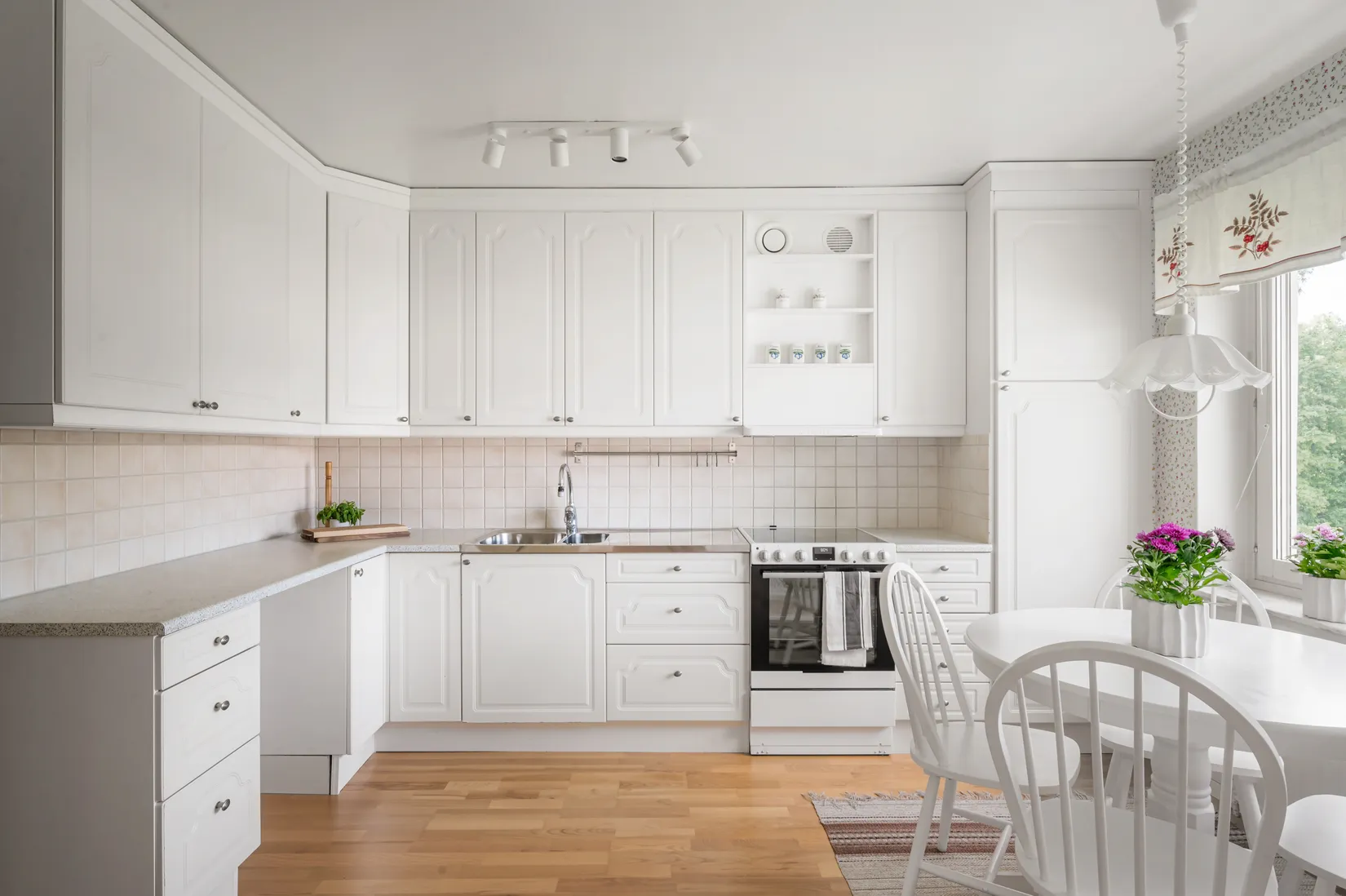 Bostadsrätt, Norrgårdsvägen 11, Bro/Gamla Bro, Upplands-Bro