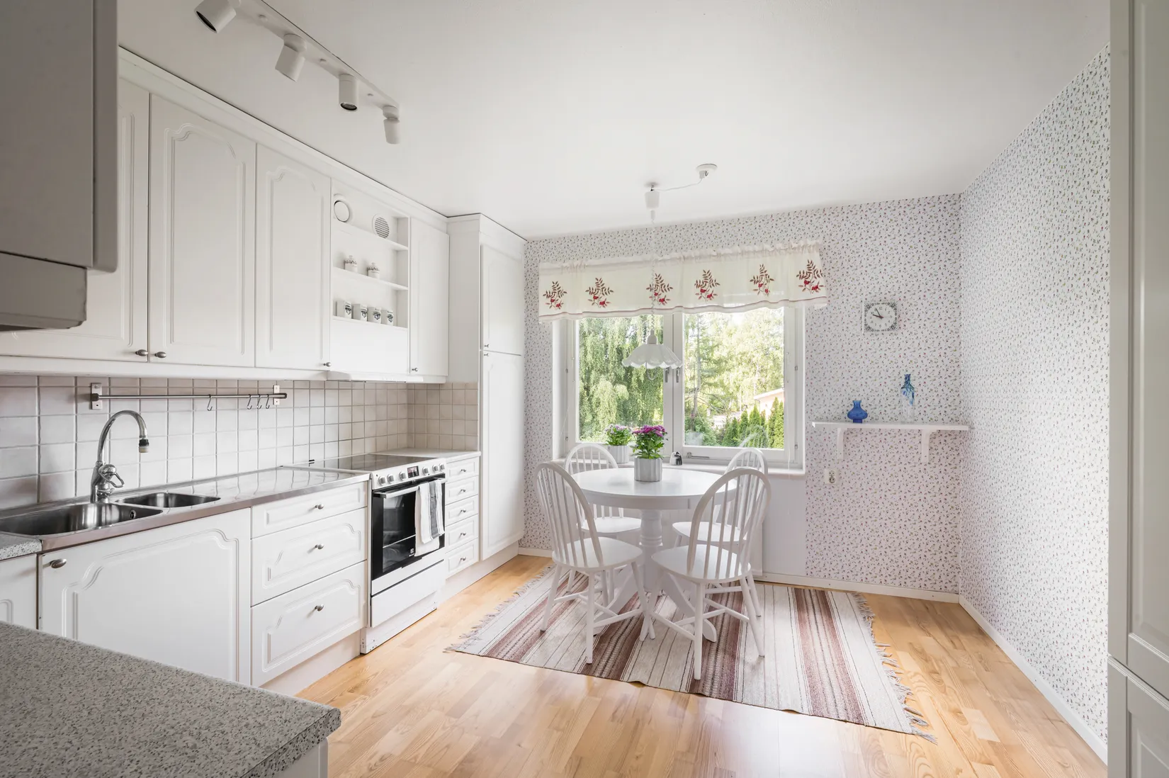 Bostadsrätt, Norrgårdsvägen 11, Bro/Gamla Bro, Upplands-Bro