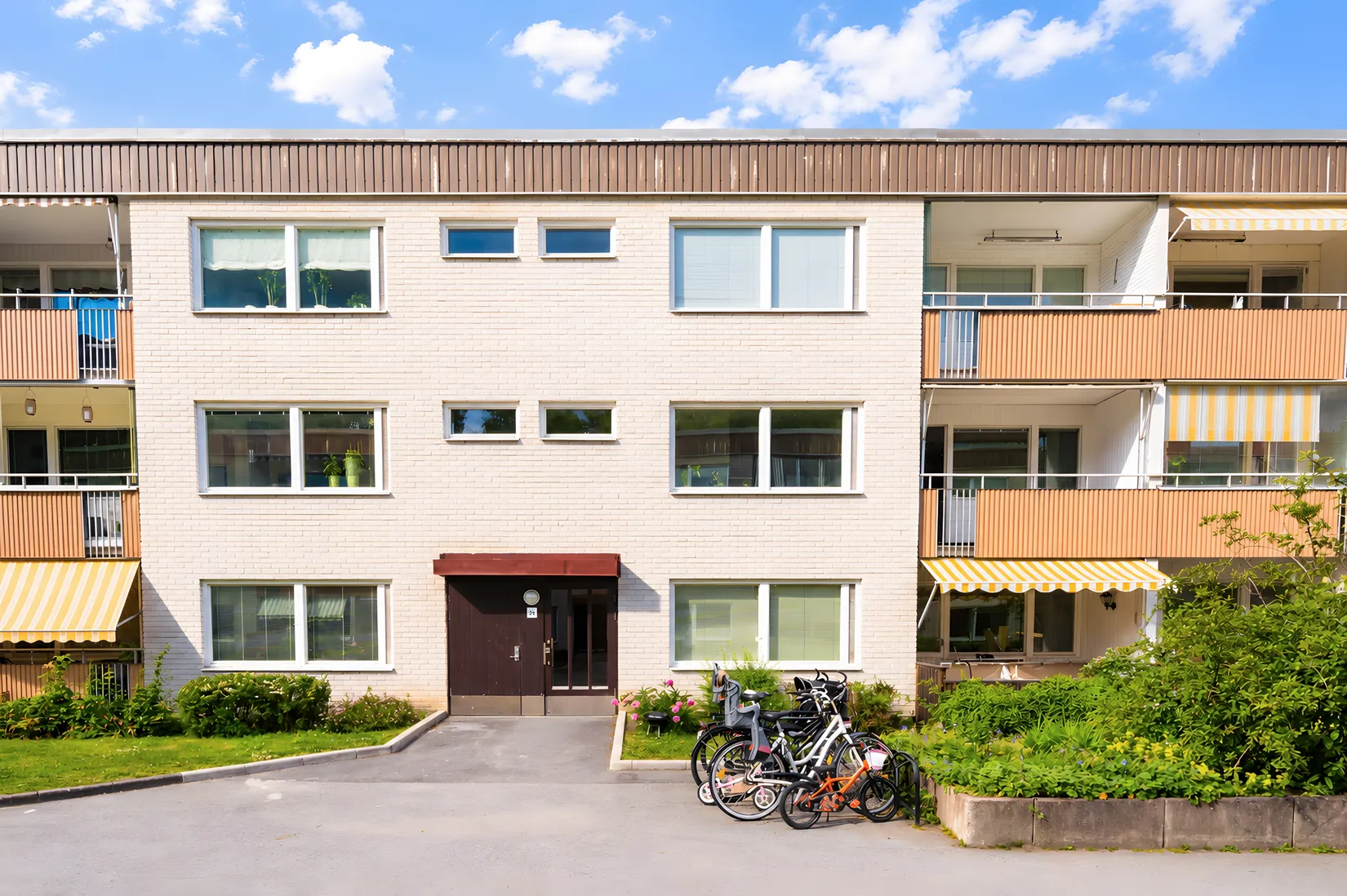 Bostadsrätt, Rönnbärsvägen 25, 1tr, Tibble - Kungsängen, Upplands-Bro