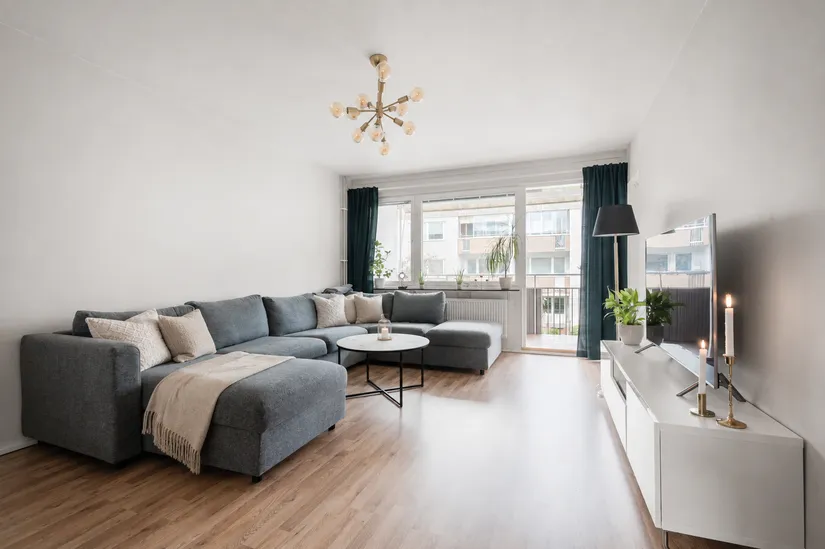 Bostadsrätt, Rönnbärsvägen 25, 1tr, Tibble - Kungsängen, Upplands-Bro