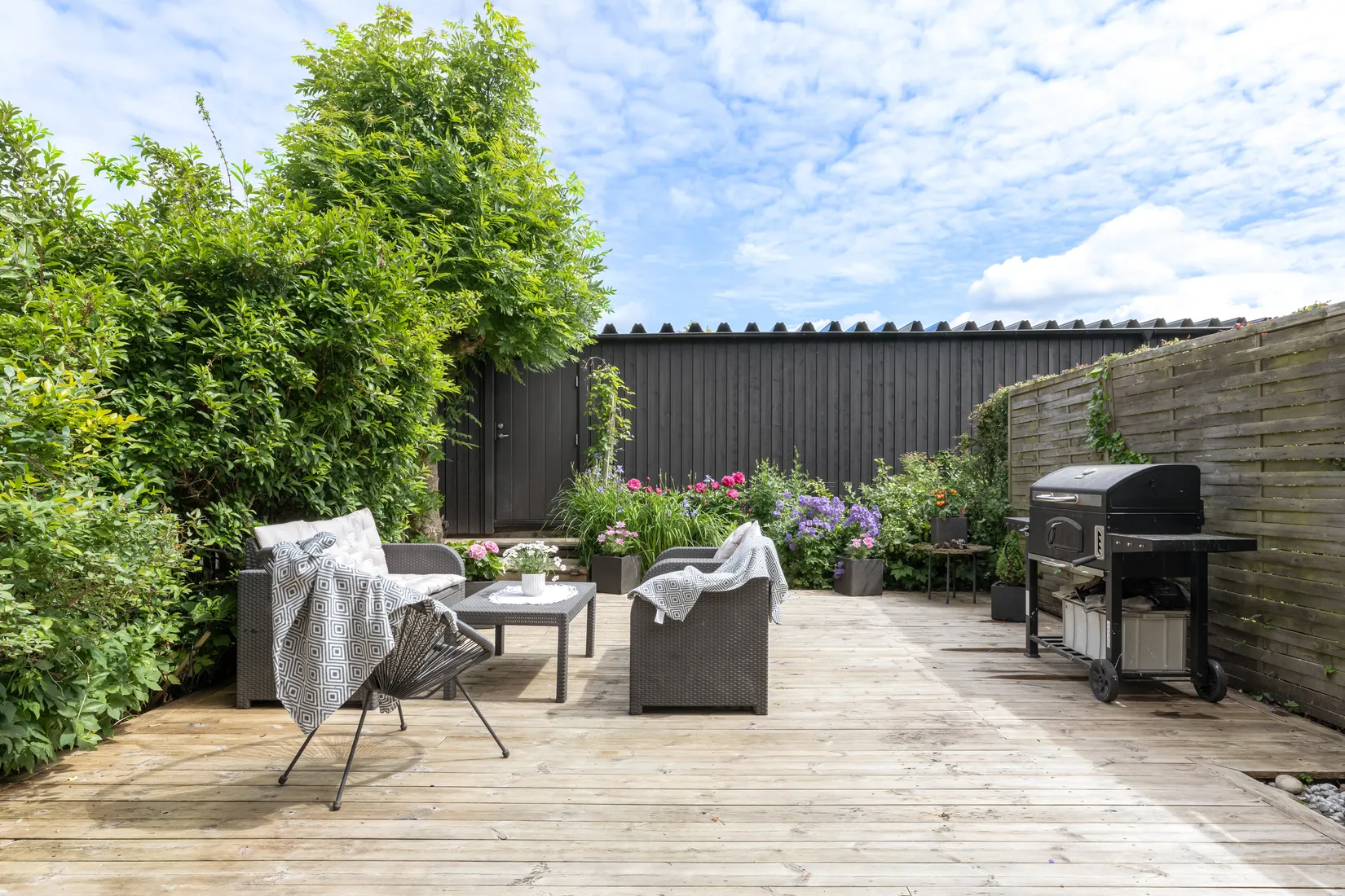 Villa, Radhus, Skolängen 6, Sävedalen, Partille