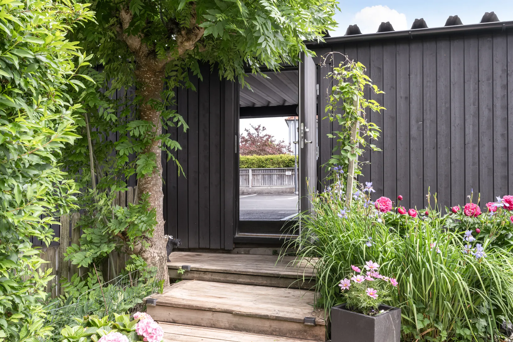 Villa, Radhus, Skolängen 6, Sävedalen, Partille