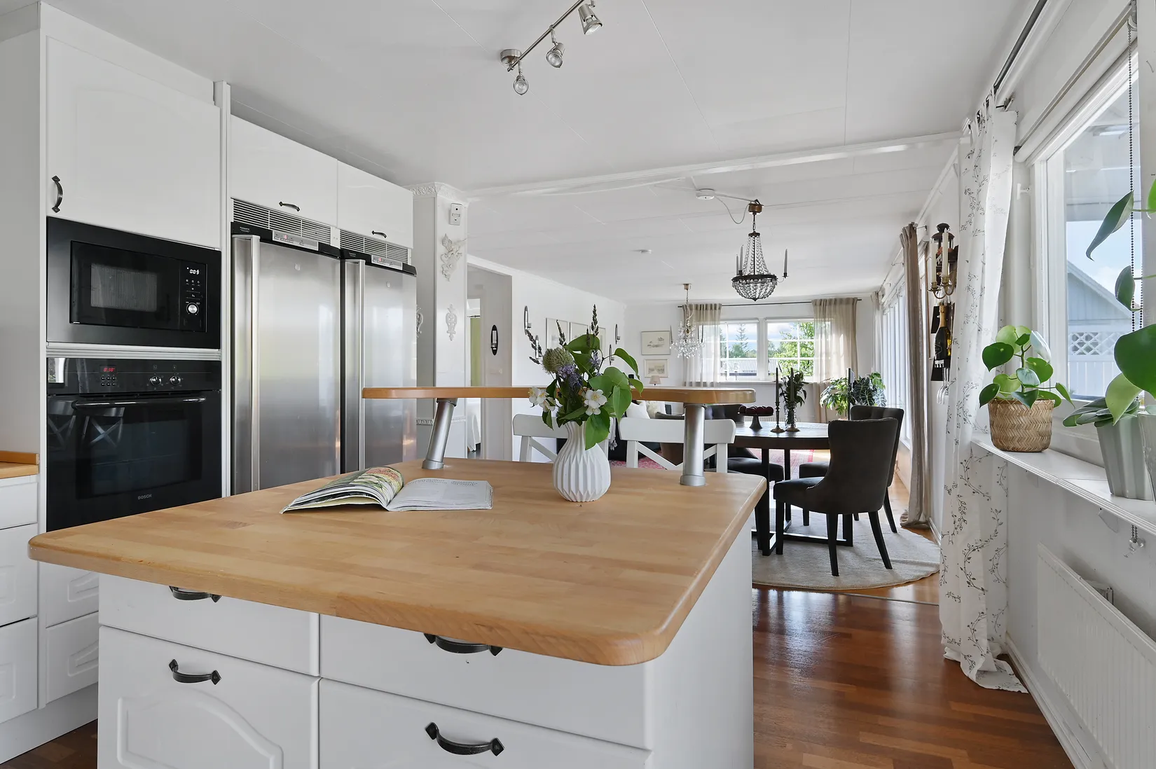 Villa, Björnstiernas väg 17, Stäket, Järfälla