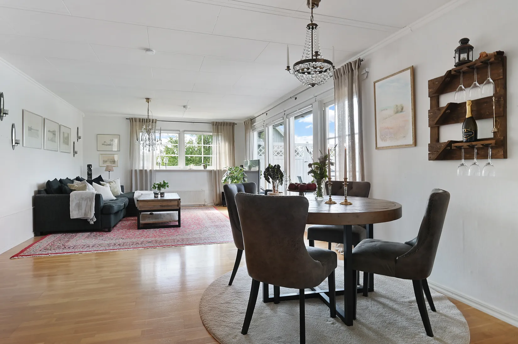 Villa, Björnstiernas väg 17, Stäket, Järfälla