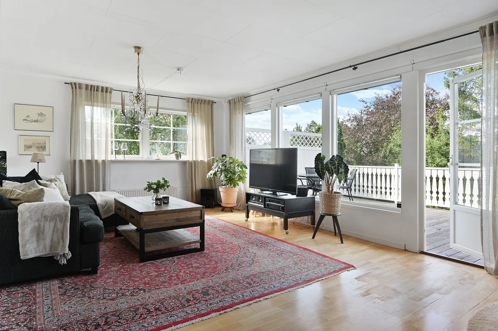 Villa, Björnstiernas väg 17, Stäket, Järfälla