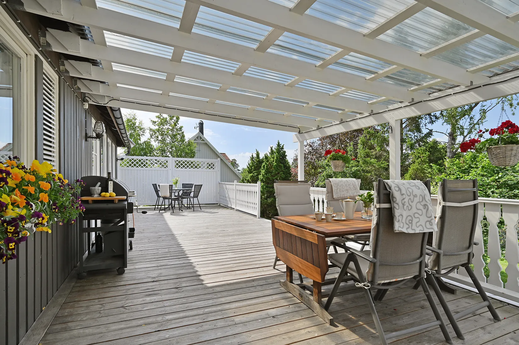 Villa, Björnstiernas väg 17, Stäket, Järfälla