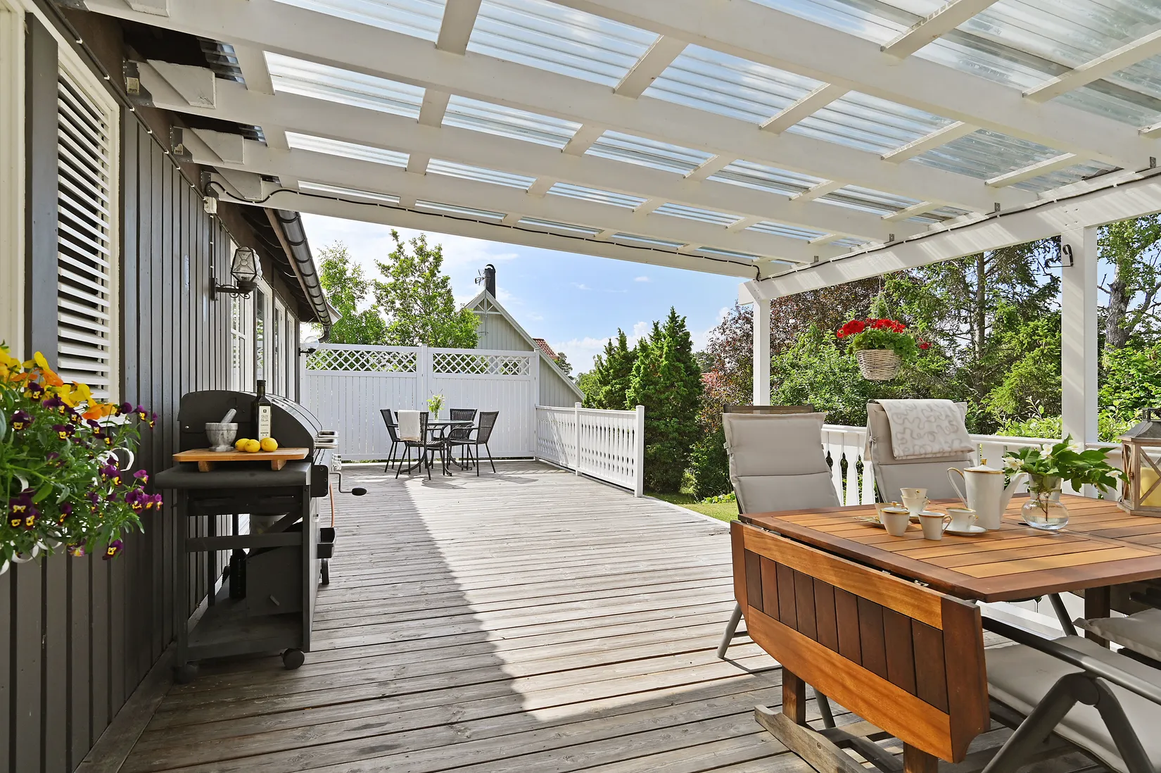 Villa, Björnstiernas väg 17, Stäket, Järfälla