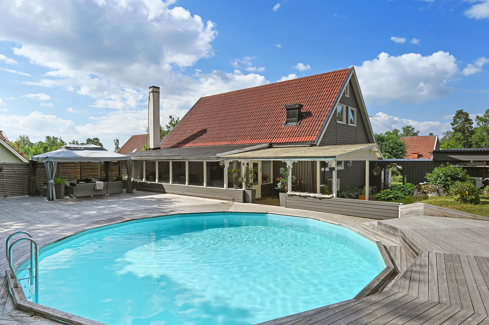 Villa, Björnstiernas väg 17, Stäket, Järfälla