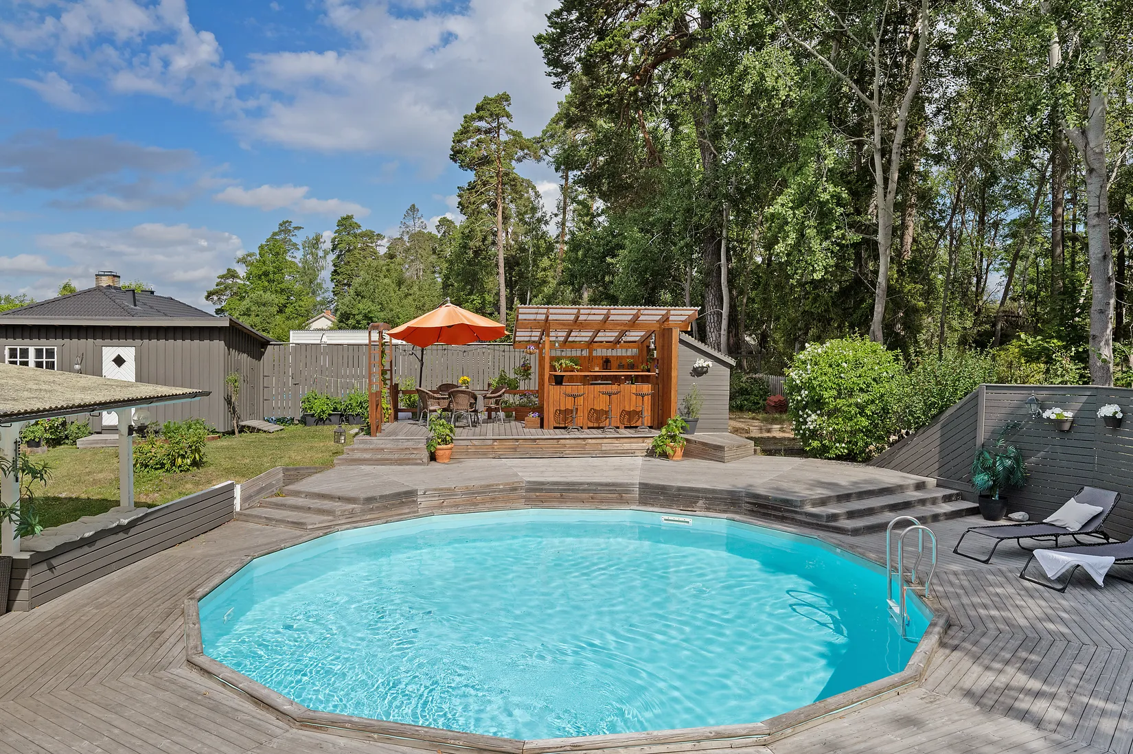 Villa, Björnstiernas väg 17, Stäket, Järfälla