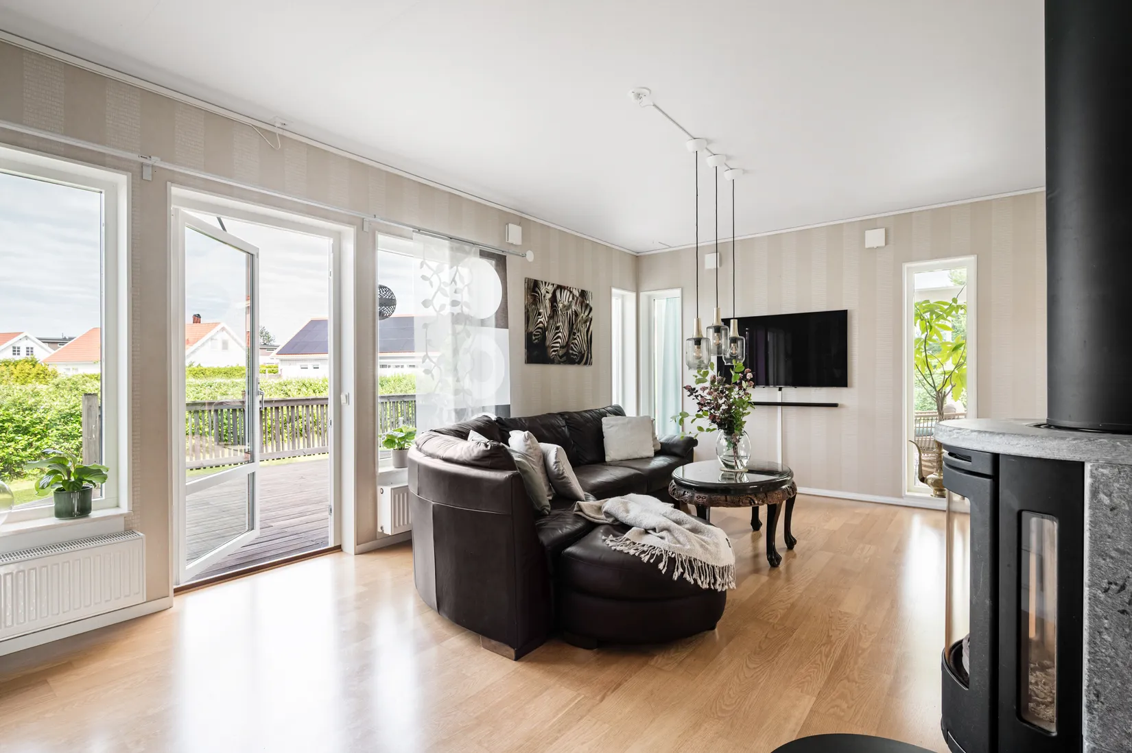 Villa, Spaljévägen 9, Bro/Rosenängarna, Upplands-Bro