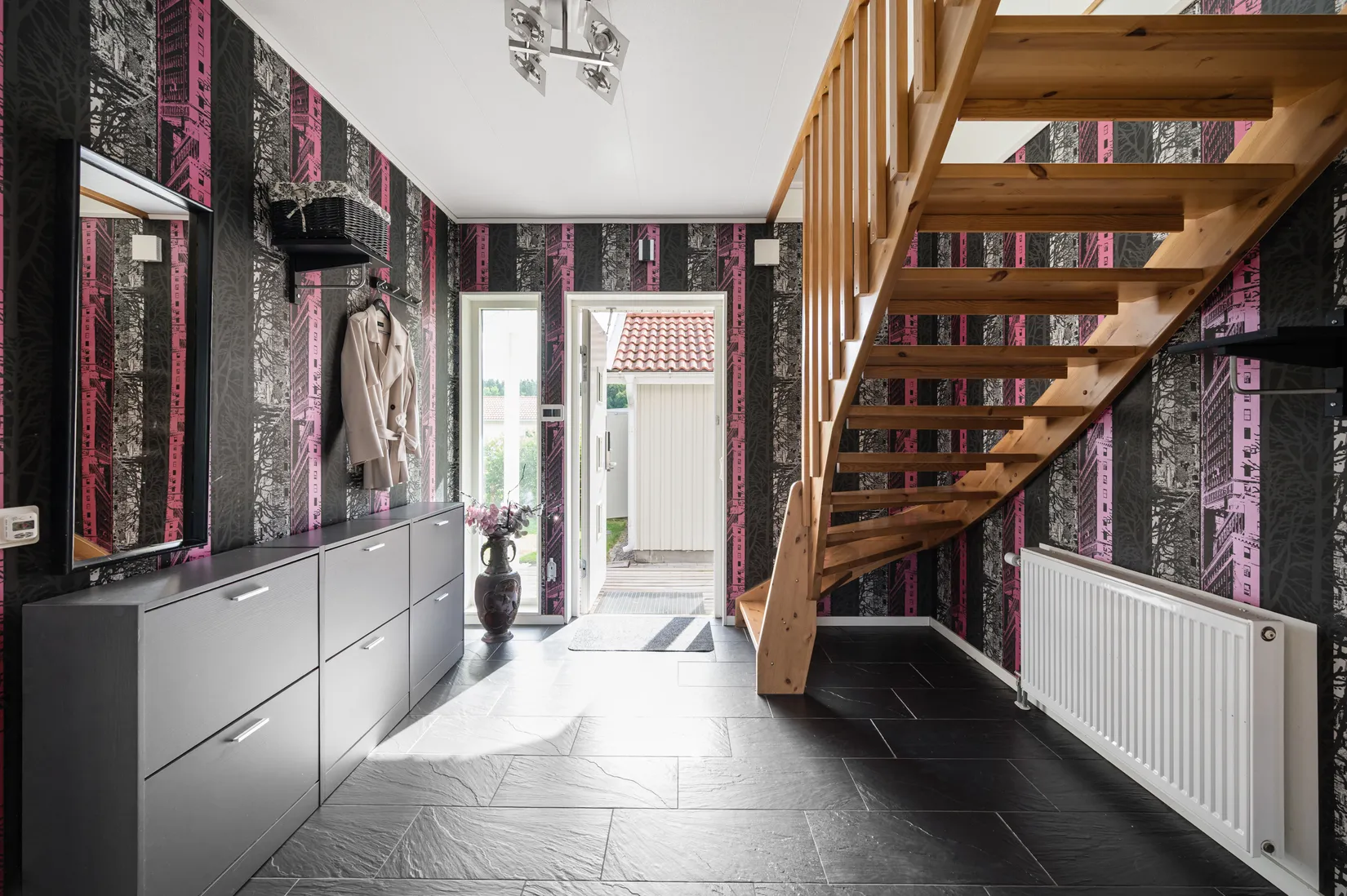 Villa, Spaljévägen 9, Bro/Rosenängarna, Upplands-Bro