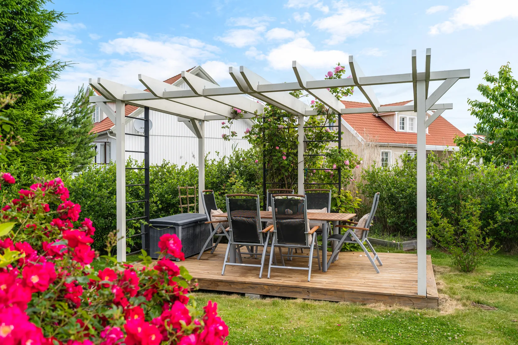 Villa, Spaljévägen 9, Bro/Rosenängarna, Upplands-Bro