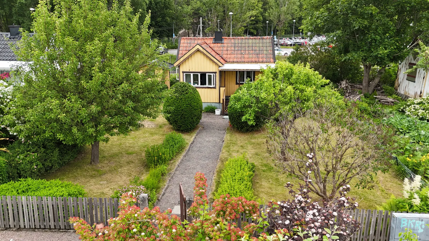 Fritidshus, Azaleagången 10, Torpa koloniförening, Göteborg