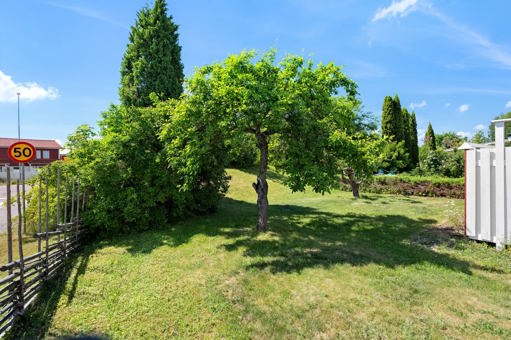 Villa, Radhus, Gitarrvägen 1, Viksjö, Järfälla
