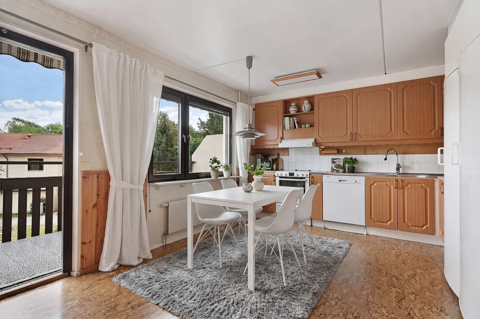 Radhus, Tenorvägen 45, Drevviksstrand, Huddinge