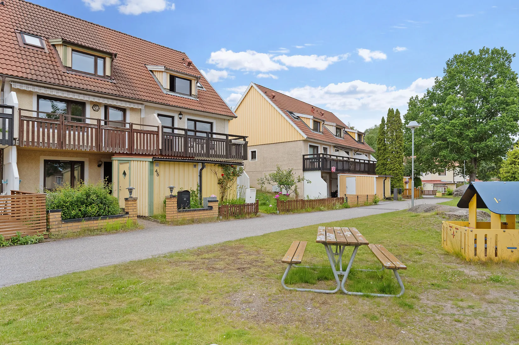 Radhus, Tenorvägen 45, Drevviksstrand, Huddinge