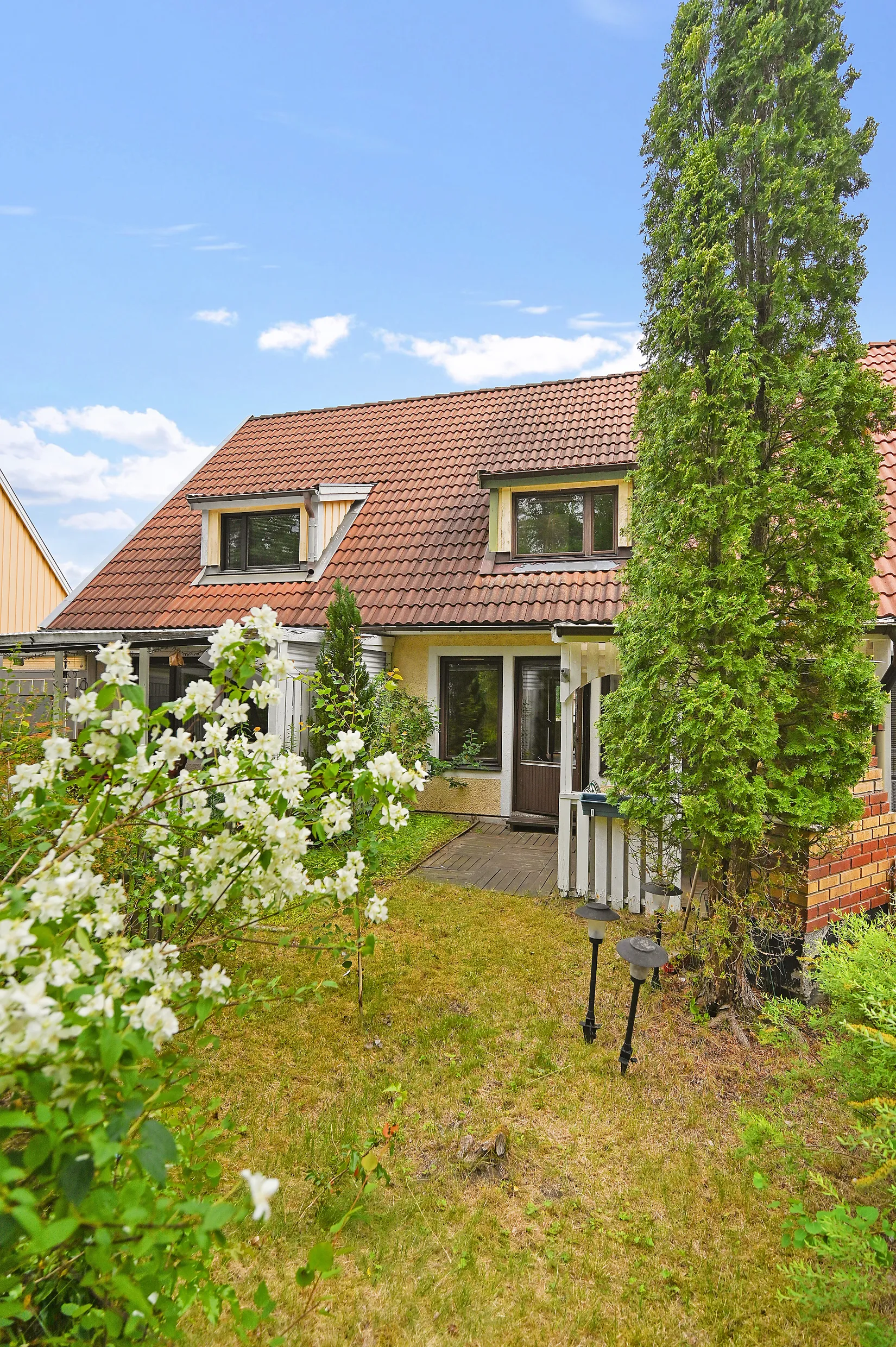 Radhus, Tenorvägen 45, Drevviksstrand, Huddinge