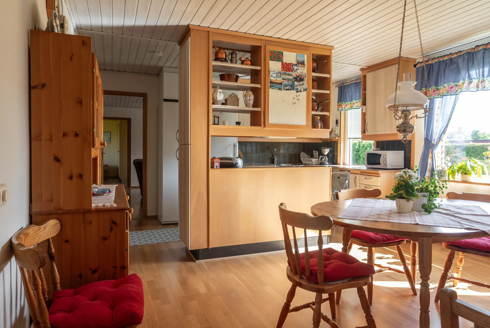 Villa, Trestegsgatan 2, Västra Lersätter, Kil