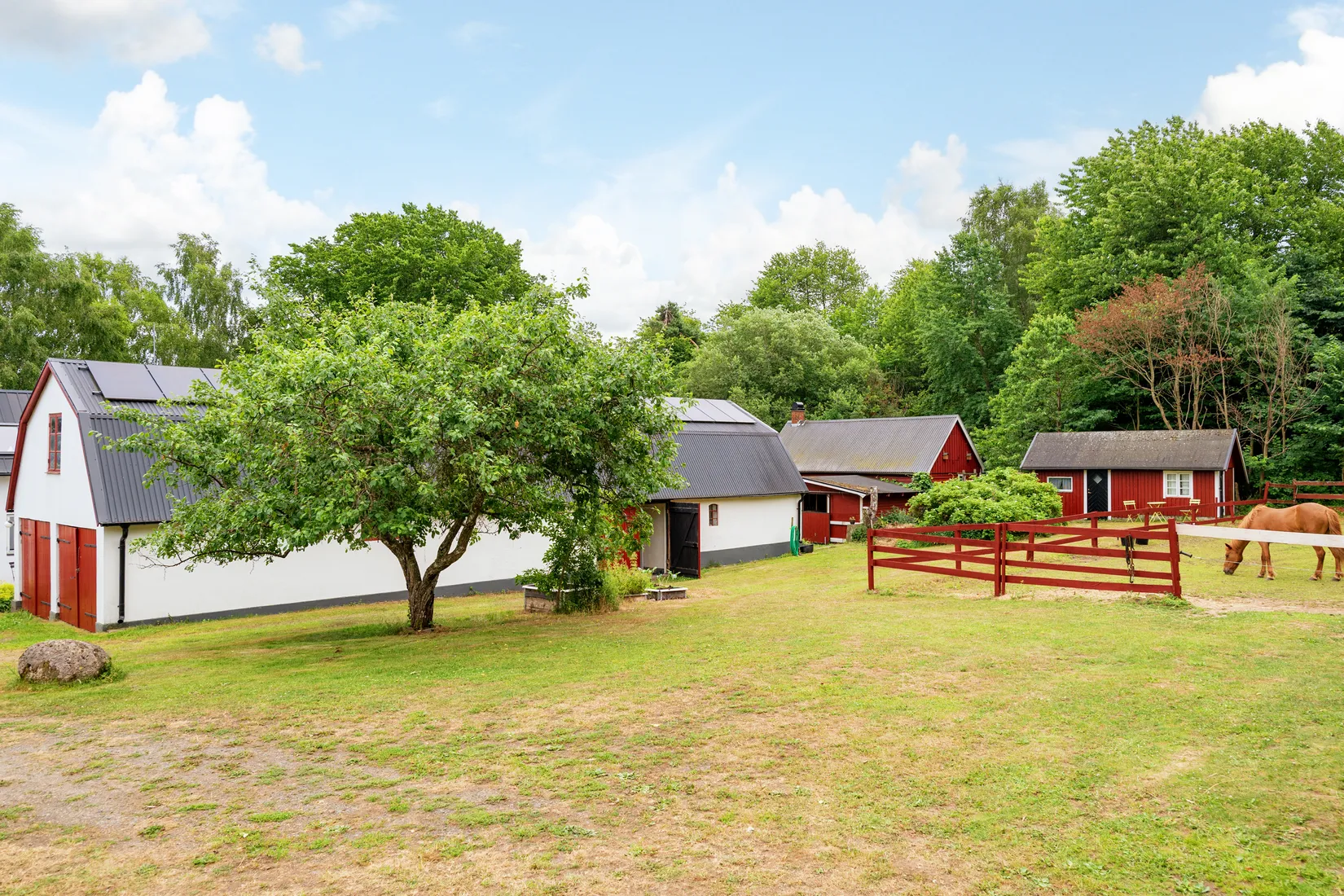 Villa, Gård/Skog, Skräddarödsvägen 7, Skräddaröd, Simrishamn