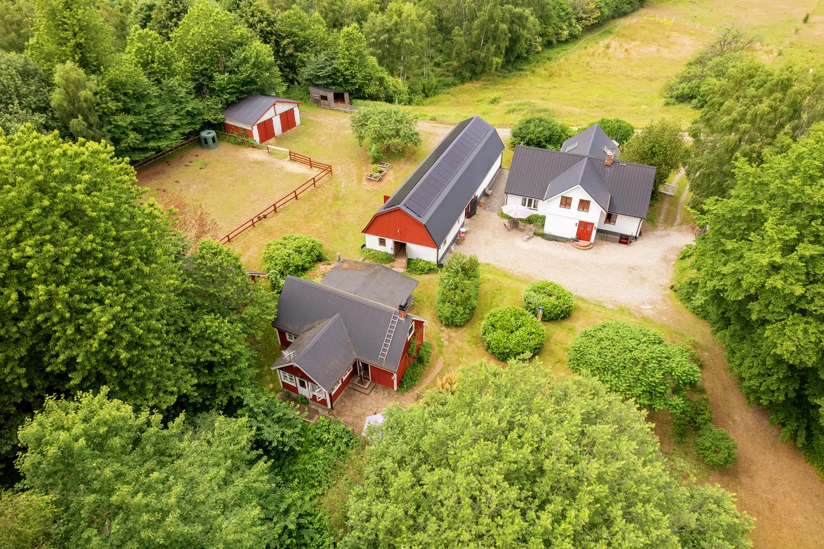 Villa, Gård/Skog, Skräddarödsvägen 7, Skräddaröd, Simrishamn