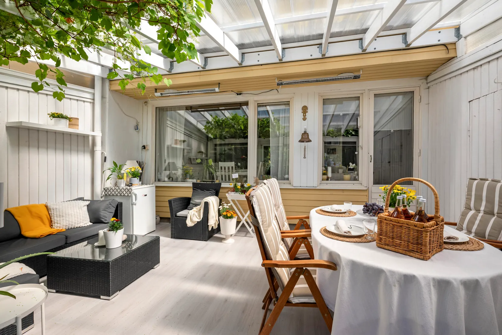 Villa, Radhus, Kärrgränd 10, Kälvesta, Stockholm
