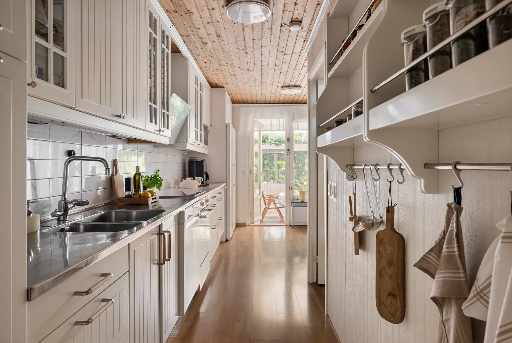 Villa, Radhus, Kärrgränd 10, Kälvesta, Stockholm