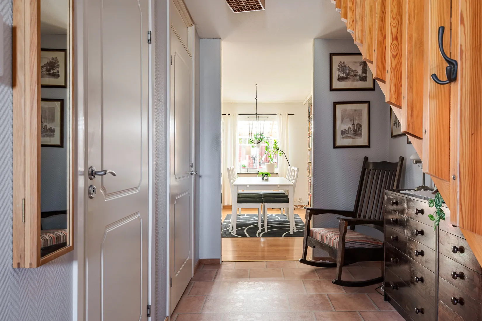 Villa, Radhus, Stallsbergsvägen 20E, Grankulla, Motala