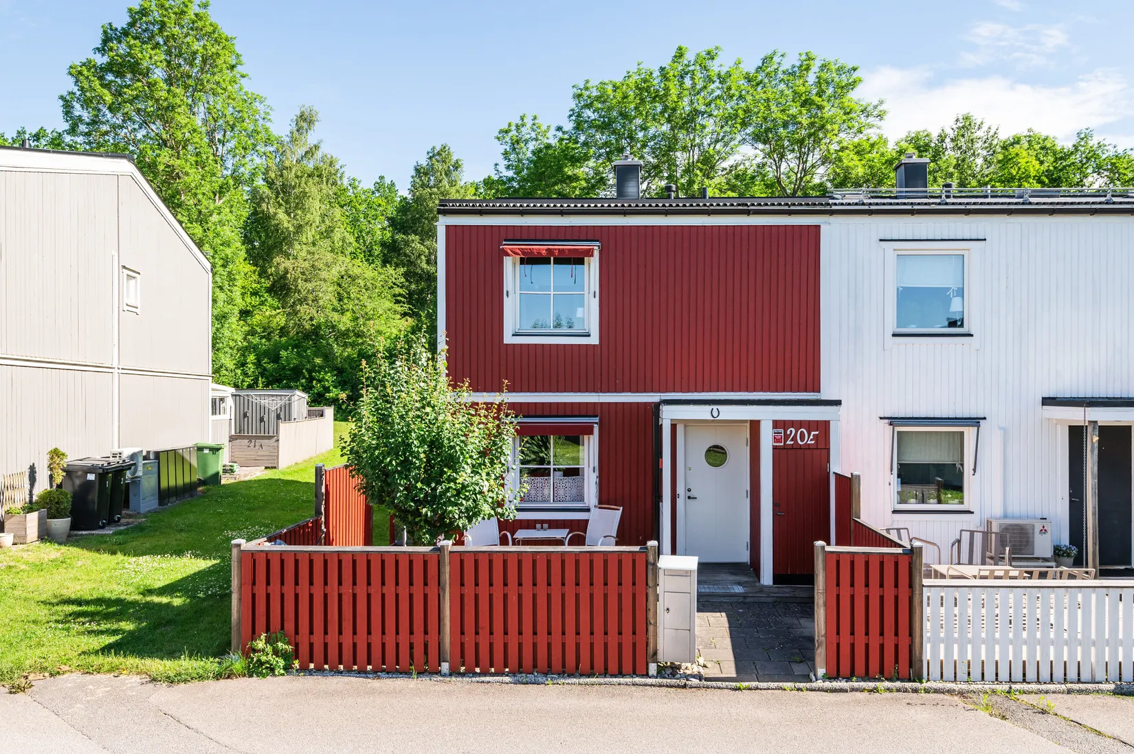 Villa, Radhus, Stallsbergsvägen 20E, Grankulla, Motala