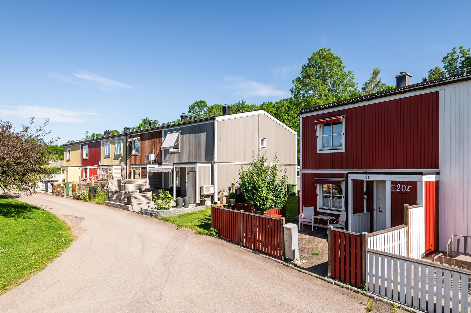 Villa, Radhus, Stallsbergsvägen 20E, Grankulla, Motala