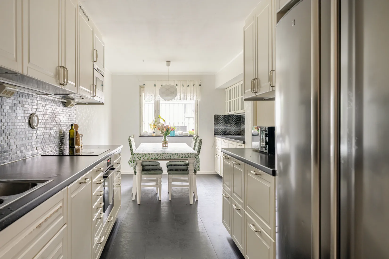 Villa, Radhus, TETORPSVÄGEN 34, Centralt Väsby, Upplands Väsby