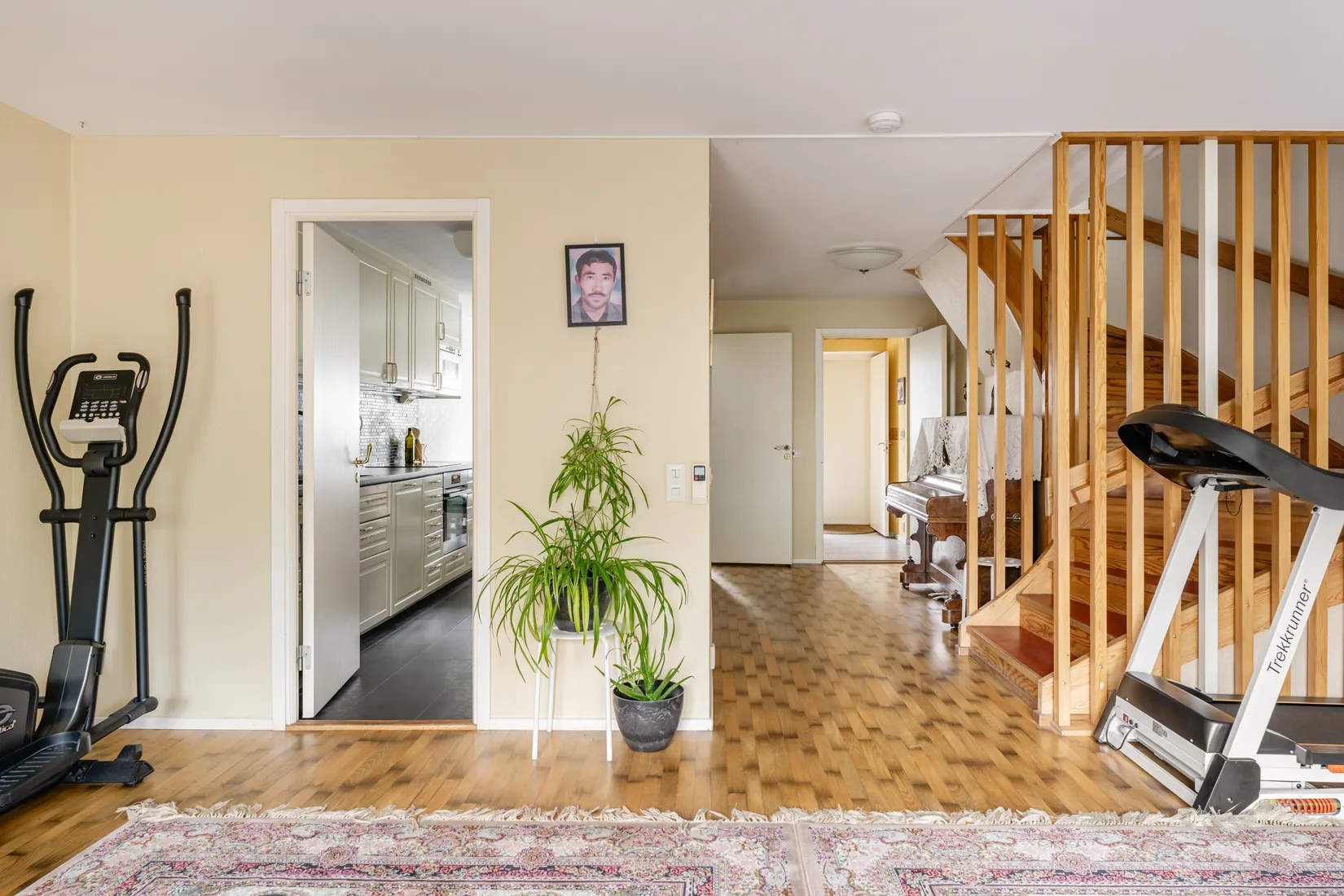 Villa, Radhus, TETORPSVÄGEN 34, Centralt Väsby, Upplands Väsby