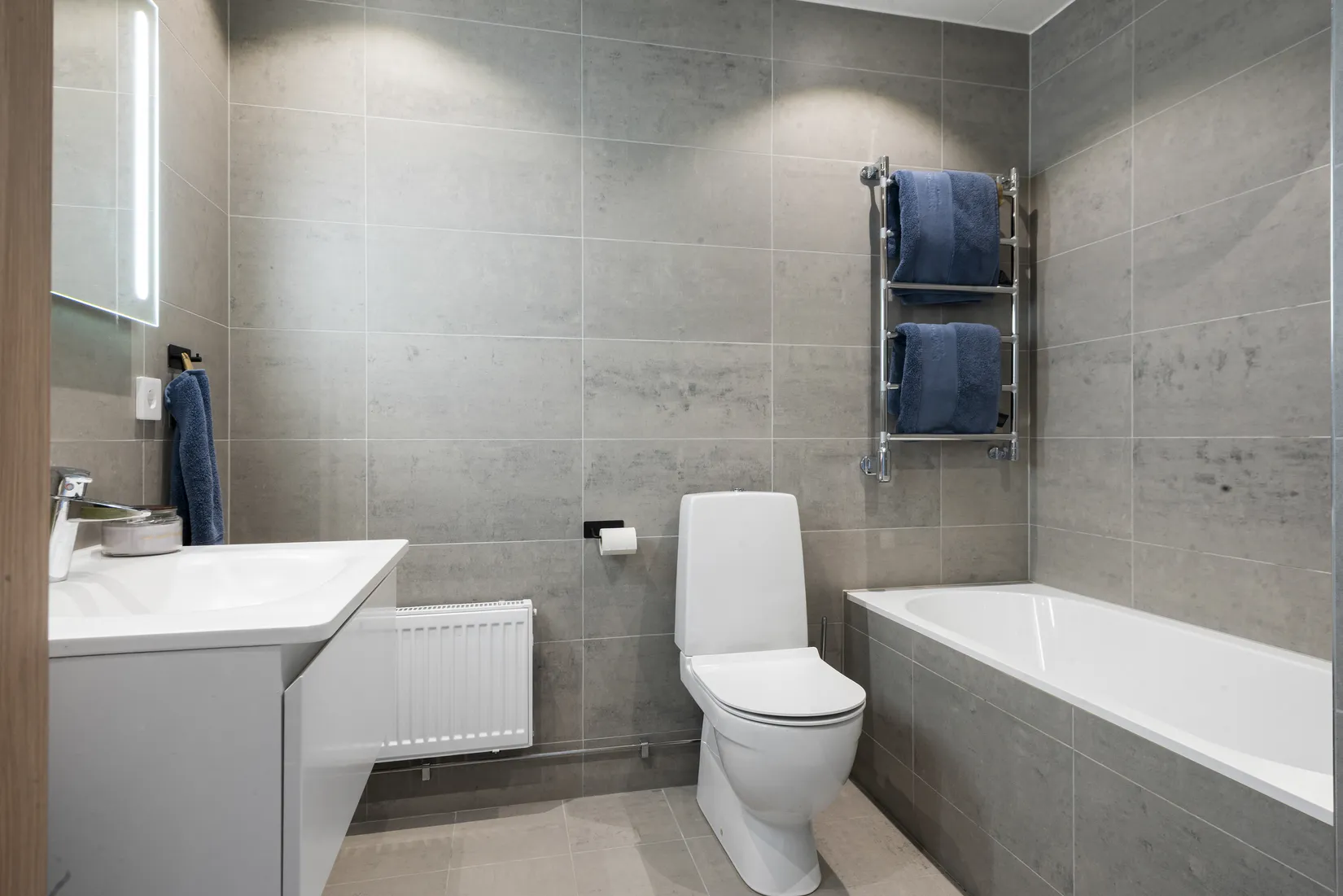 Bostadsrätt, Radhus, Arningetorpsvägen 66, Hägerneholm, Arninge, Täby
