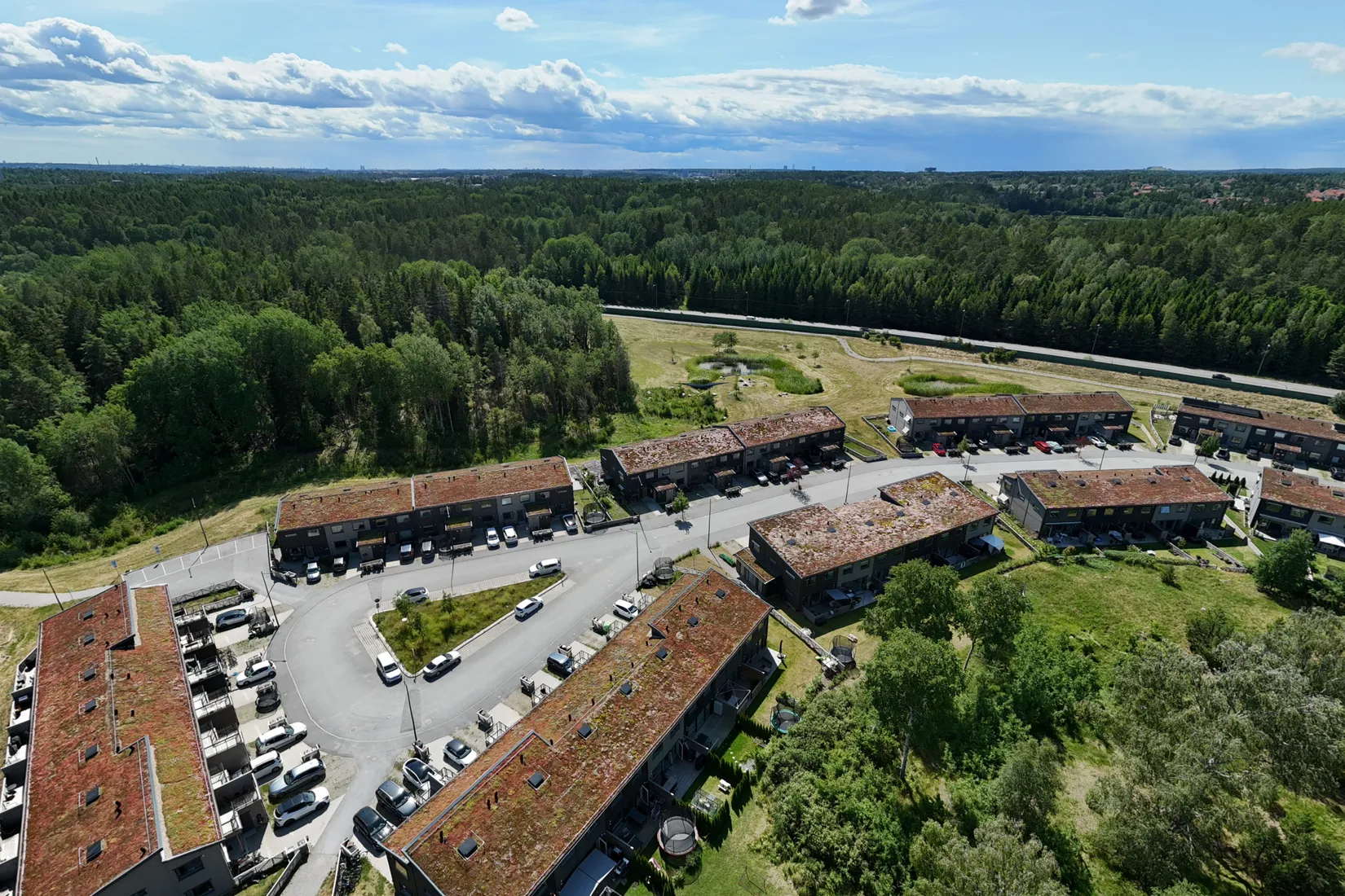 Bostadsrätt, Radhus, Arningetorpsvägen 66, Hägerneholm, Arninge, Täby