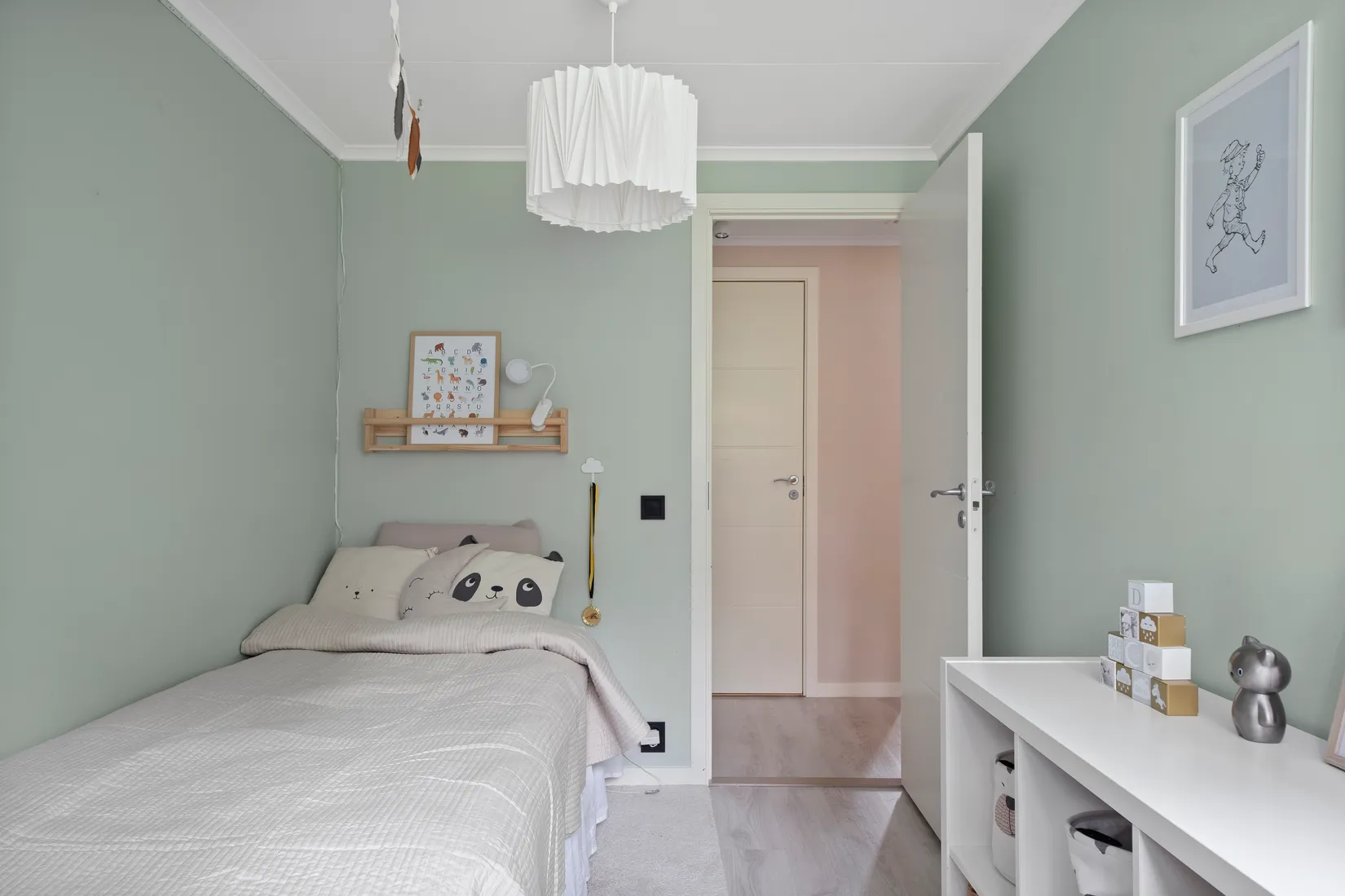 Villa, Radhus, Nöthårsvägen 33, Nåntuna, Uppsala