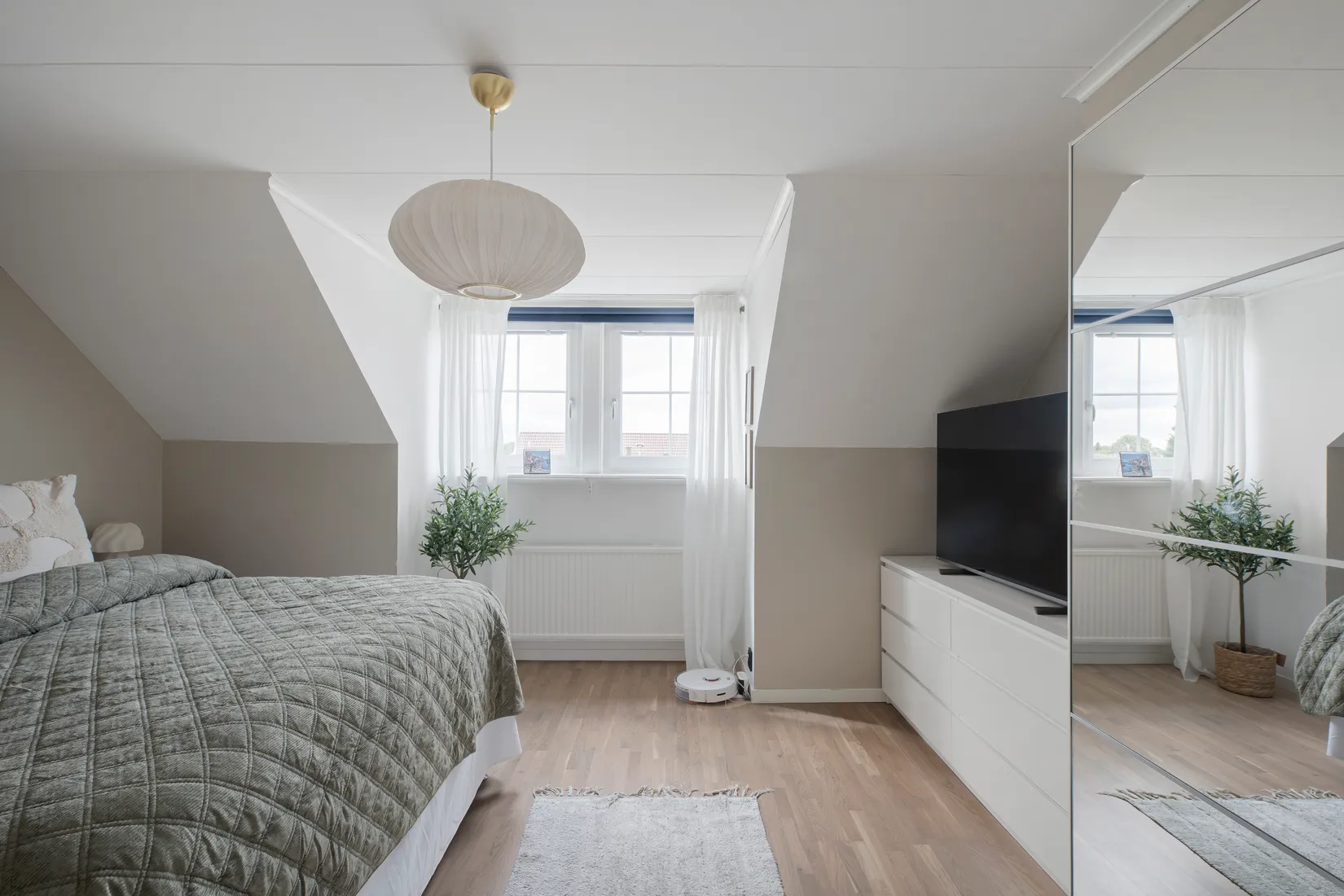Villa, Radhus, Nöthårsvägen 33, Nåntuna, Uppsala