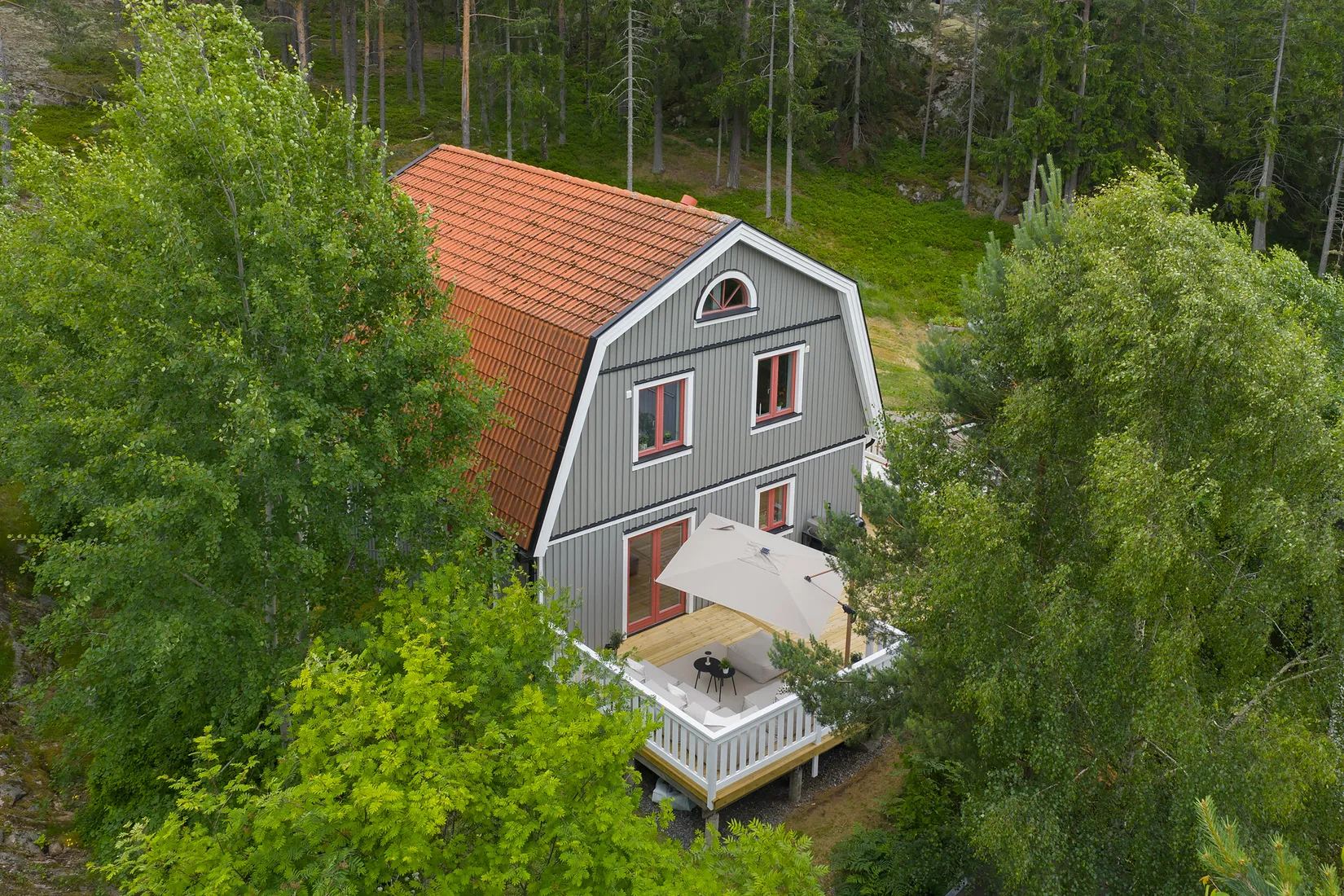 Villa, Nejlikevägen 16, Botkyrka