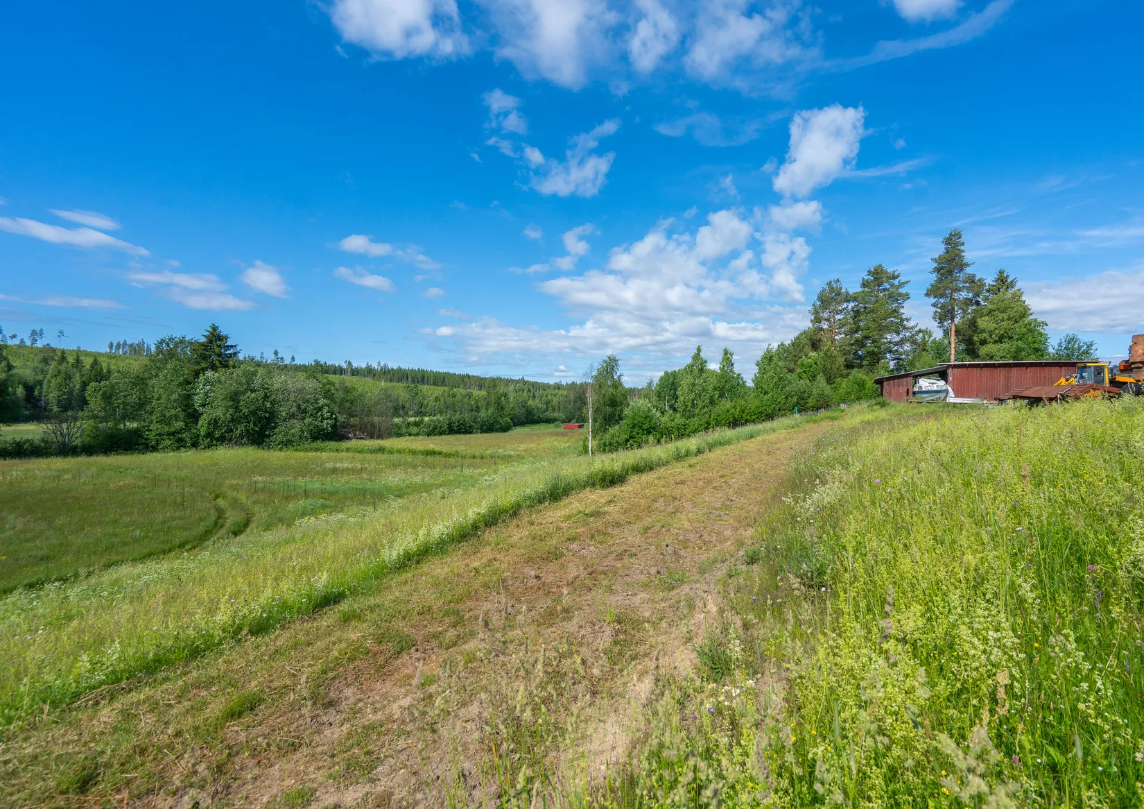 Gård/Skog, Svärdsjövägen 444, Sandviken