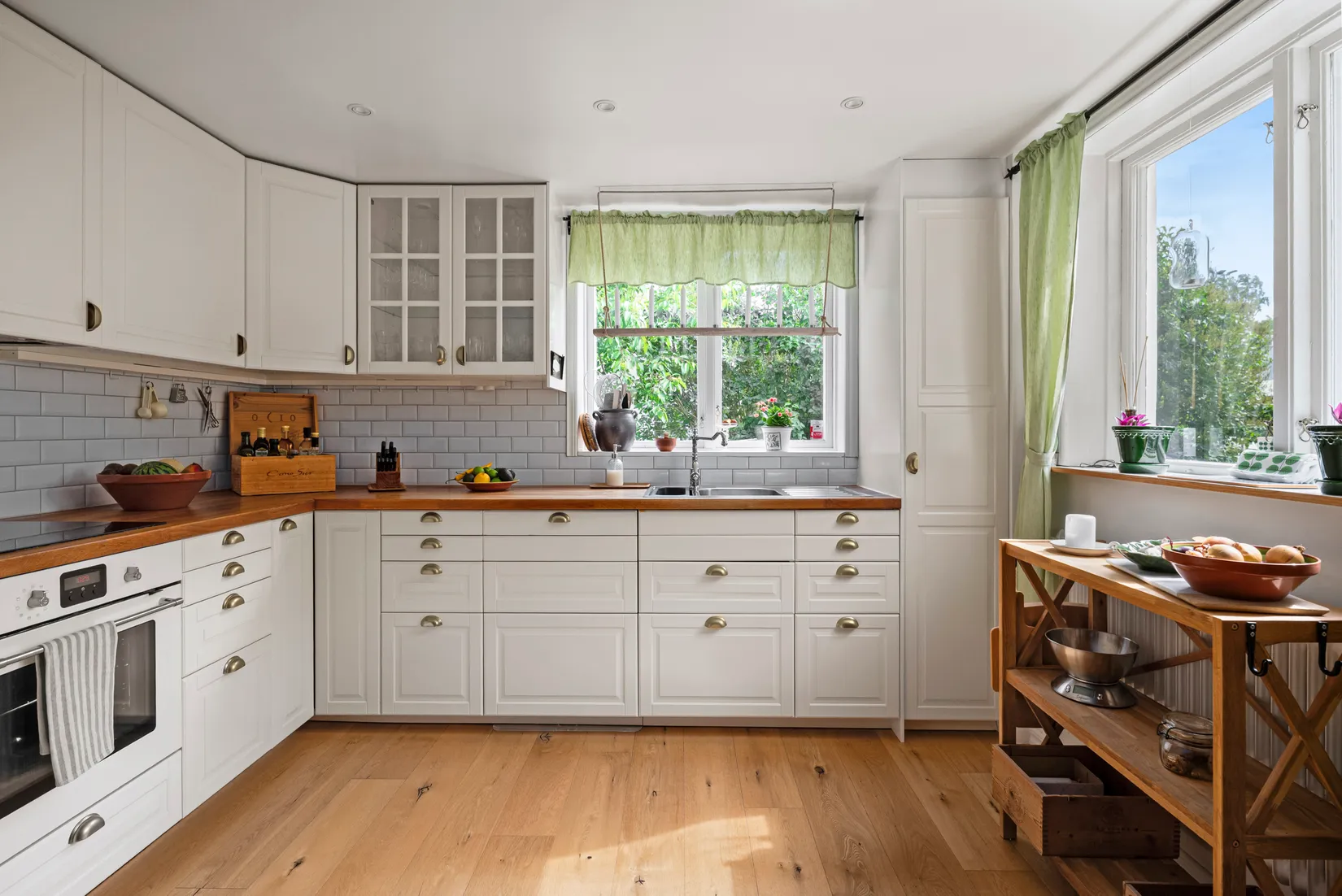 Villa, Midgränd 5, Bromsten, Stockholm