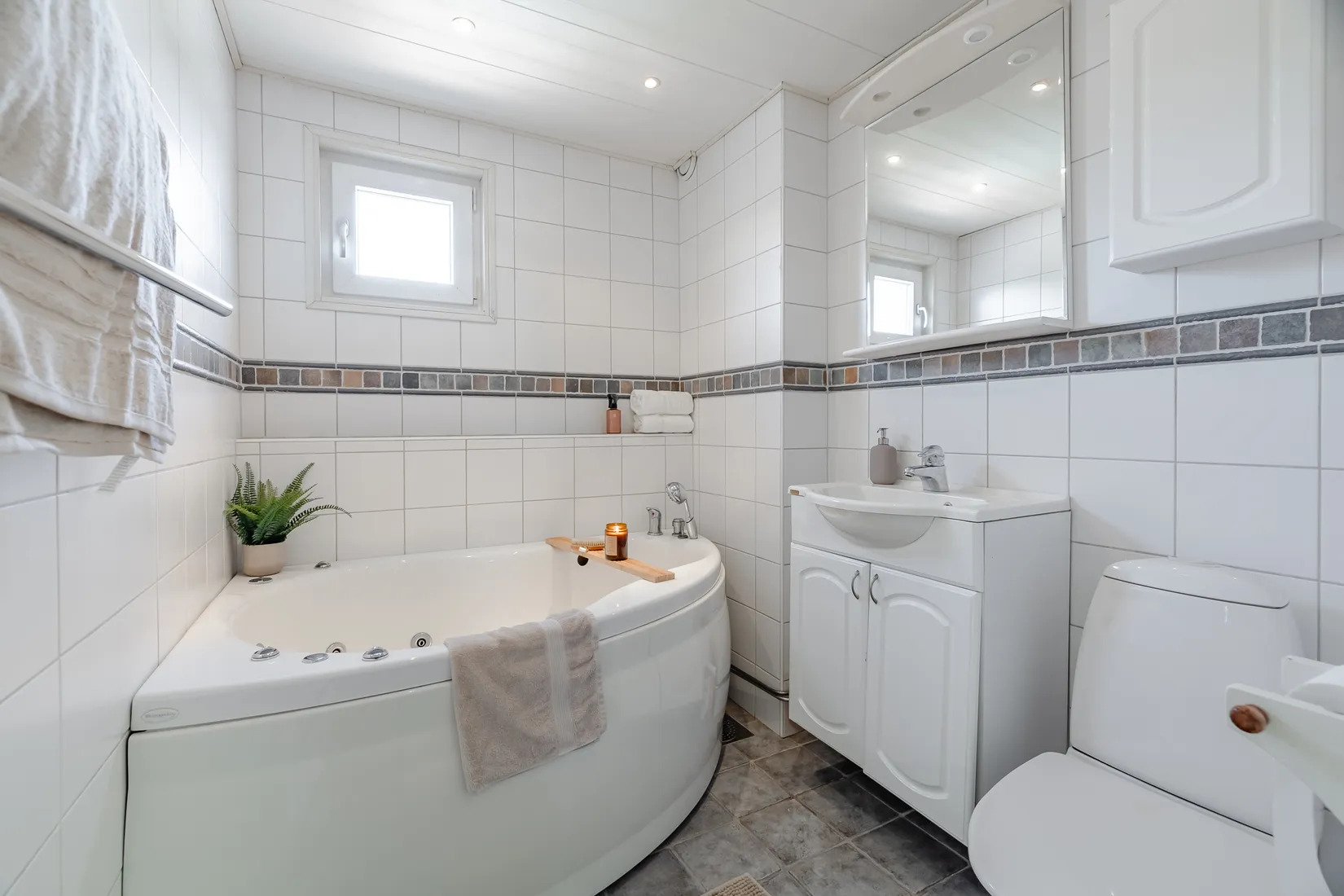 Villa, Valthornsgatan 15, Karlstad
